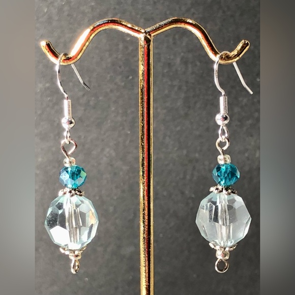 HAND CRAFTED necklace earring gift set Blue Silver upcycled clear glass beads - Picture 7 of 14